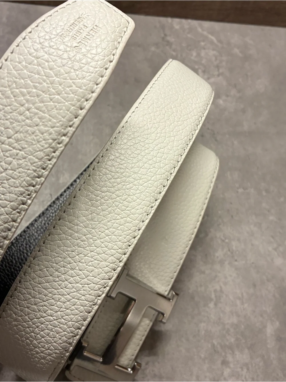 Classic belt with H buckle in White